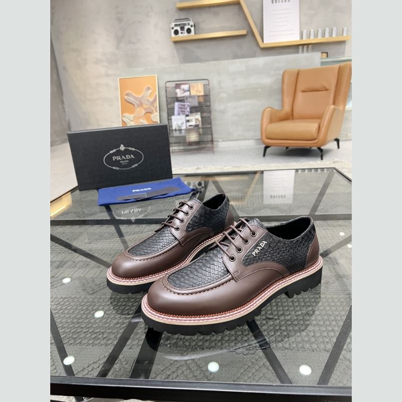 Pra*a leather shoes